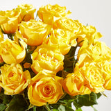 24-fairtrade-yellow-roses 2