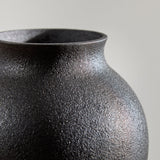 black-olpe-vase 3